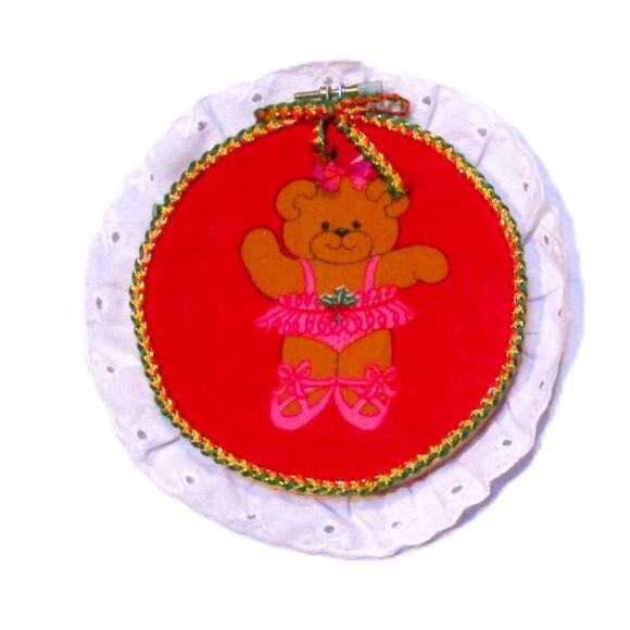 Artist Made Ornaments Christmas Bears Round 5 Inches Fabric Lace Braid Set of 5 - Picture 6 of 7